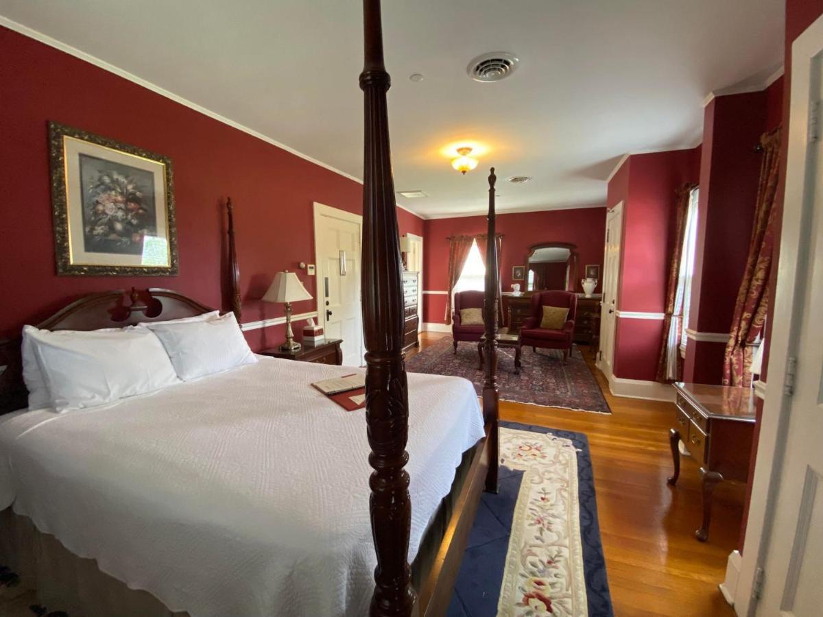Historic Rosemont Manor Hotel Berryville ภายนอก รูปภาพ
