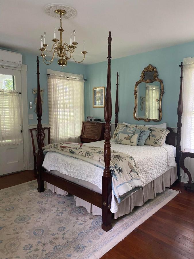 Historic Rosemont Manor Hotel Berryville ภายนอก รูปภาพ