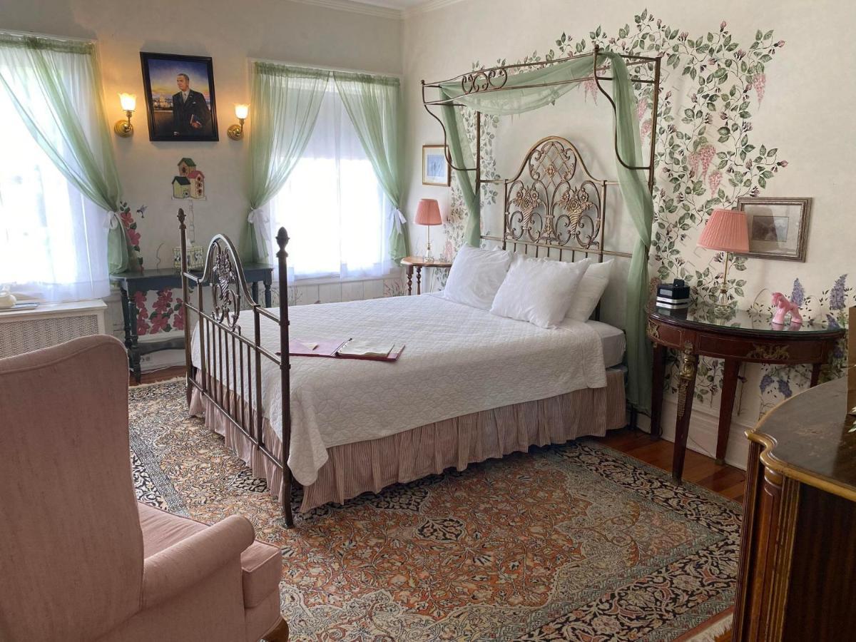 Historic Rosemont Manor Hotel Berryville ภายนอก รูปภาพ