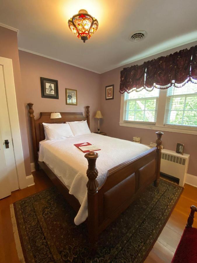 Historic Rosemont Manor Hotel Berryville ภายนอก รูปภาพ